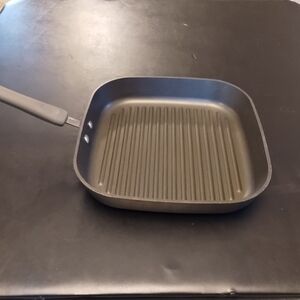 Pampered Chef Square Non-Stick Grill Pan